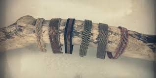 Hobbys · 1 decade ago. Diy Pretiosen De Perlenarmband Selber Machen