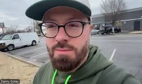 Ken Renner's Instagram, Twitter & Facebook