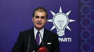 Yeniyuzyılda (kapanınca) sonrada yenisafakta yazmaya baslayan bir de türkücü olan ömer çelik vardir, dogru. Anf Akp Spokesperson Celik Attacks Bogazici Students In His Speech