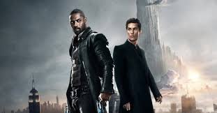 Der erste ort den er dort besucht ist die bar sheb's, wo er der barkeeperin alicealle gäste wegjagt, weshalb sie auf ihn aufgeregt ist. The Dark Tower Amazon Zeigt Stephen King Serie Die Rote Karte Blairwitch De