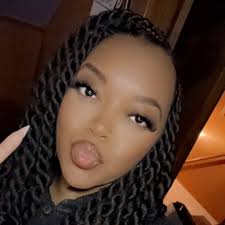 Derrick how you feel about Tatum in the first half?" D.white: "not bad"  😂😂😂 I love when he trolls Tatum. Celtics