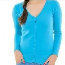 Stagen memiliki filosofi agar tegap, santun dan tegap perilakunya. Atasan Rajut Wanita Basic Cardigan Warna Biru Muda Shopee Indonesia