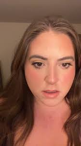 Lindsay Longo's Instagram, Twitter & Facebook