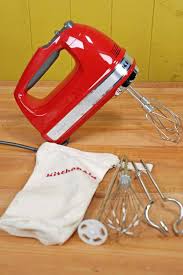 Turbo beaters ii allow thorough mixing of ingredients. Kitchenaid Khm926 9 Speed Hand Mixer Hands On Review Foodal