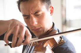 Louisville Orchestra to Tackle Tchaikovsky's 'Violin Concerto' in January