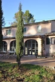 Fenetres Et Portes En Pvc Aluminium Et Bois Portails Volets Porte Fenetre Facade Maison Fenetres Aluminium