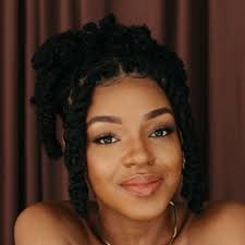 Mariah Maddox's Instagram, Twitter & Facebook