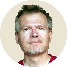 Frank Madsen signerer