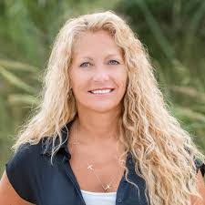 Angela Segal's Instagram, Twitter & Facebook