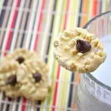 Combine oats, oat flour, cinnamon, baking soda and salt in a large bowl. 12 Indulgent Recipes For Low Calorie Cookies Health Beet