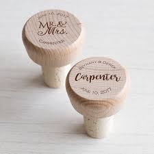 Edible Wedding Favors Wedding Favours Canada What Are Wedding Favours For With Images Wedding Wine Stoppers Personalised Wedding Wine