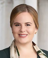 Lauren Durnin's Instagram, Twitter & Facebook