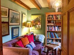 Decorating the master bedroom is about manipulating space with a feeling of aesthetics and style to generate the region seem beautiful. Country Decorating Ideas On A Budget Ednovean Farm