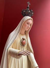 For faster navigation, this iframe is preloading the wikiwand page for our lady of fátima. 1 Our Lady Of Fatima Statue Statues Items By Category European Antiques Decorative