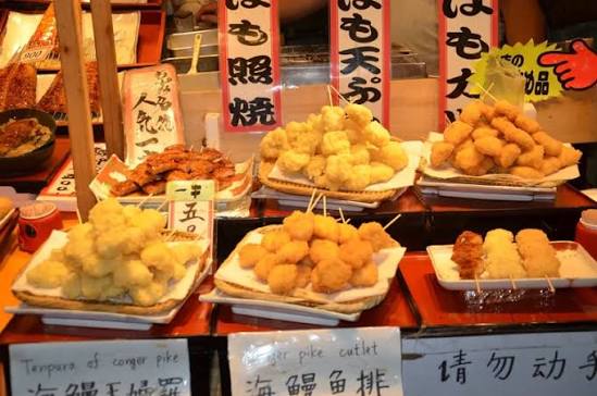Book a Nishiki Market Kyoto Food Tour with English Guide! -Rakuten Travel Experiences