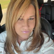 Who is a reliable crew or project manager for flip opportunities?