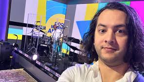 All morning felt like a dream. Maybe because it was so early but so much  fun! I got to cross an item of the musical bucket list today. Very thankful  to @realjoeyfatone @