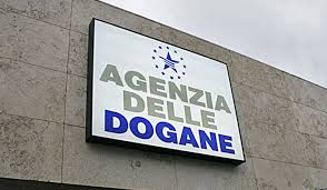 L'agenzia delle dogane e dei monopoli ha bandito due importanti procedure concorsuali volte all'assunzione di varie categorie professionali per. Agenzia Delle Dogane Nelle Casse Dell Erario Arrivati Oltre 75 Miliardi Il Quotidiano Del Sud