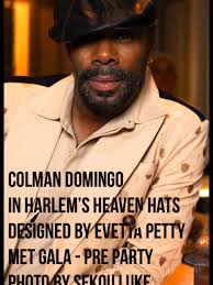 Last day, at The Royal Ascot Races in England. It was an amazing experience  that I'll never forget. It is a Hat lovers paradise. It was great meeting  up with Mosha, Emily