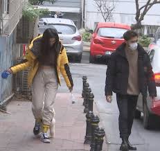 Takvim'de yer alan habere göre, son olarak i̇stanbullu gelin dizisinde rol alan 33 yaşındaki dilara aksüyek, arka sokaklar dizisinde rol alan 24 yaşındaki onur bay ile mekanda aşka gelince. Dilara Aksuyek Ve Onur Bay Her Sey Guzel Gidiyor Son Dakika Magazin Magazin Haberleri