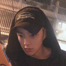 𝐋 𝖀 𝐄 𝐈 𝐒.