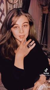 Its late and this is still haunting me, can we talk about how sad it is  that LadyLeo isnt our reality 🥺 : ractuallesbians