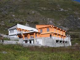 Babaji's kriya yoga order of acharyas. Der Ashram In Badrinath Indien
