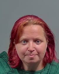 Sara Renae's Instagram, Twitter & Facebook