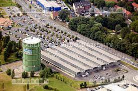 To do this, the customer orders and pays online and picks up the … Geschaftshaus Decathlon Herne Architektur Bildarchiv