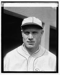 40 Strand Theatre Image: PICRYL