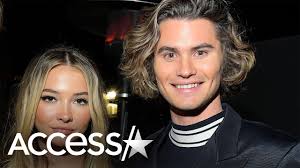 How Chase Stokes & Madelyn Cline Handled Filming ‘Outer Banks’ After Split