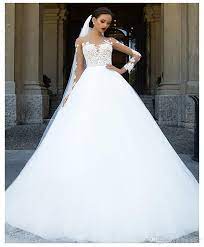 Bis zu 30% reduziert sommernächte werden länger, sommerkleider kürzer! Grosshandel Langarm Brautkleider 2020 Strand Brautkleid Tull Spitze Appliques Brautkleider Weiss Elfenbein Romantische Bedeckte Knopfe Von Bridelee 83 09 Auf De Dhgate Com Dhgate