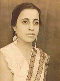 Mata Sahib Kaurji(Spiritual Mother of the Sikh panth) participating in the  sewa of Amrit Sanchar by adding Pataasey to the first Amrit Sanchar