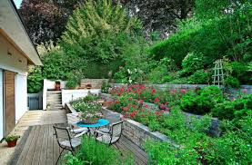 The glimpse through the entrance alone puts. Ausgezeichnete Garten Aus Liebe Zum Suden Wissen Stuttgarter Zeitung