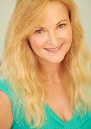 Mary Devault's Instagram, Twitter & Facebook