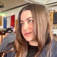 Lana Gregory's Instagram, Twitter & Facebook