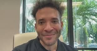 Author, Stockton native Jason Lee ready to hit campaign trail for city  council race