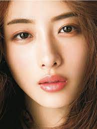 石原さとみ の画像 顔アップ特集 綺麗な女優 アイドル モデル 芸能人の顔アップ画像研究所 顔面アップ同好会 顔好きによる顔好きのための好きサイト 顔 石原さとみ メイク 美しい目