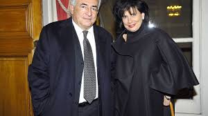 Diffusée toutes les semaines sur tf1 de 1981 à 1997, l'émission s'est imposée au fil du temps comme un incontournable du paf. Anne Sinclair Dsk Amour Scandales Et Libido