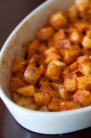Parmesan Roasted Potatoes Fyi With All The Paprika You Can T Taste The Parmesan So To Reduce Calories I Suggest Leaving It Out Recipes Food Food Dishes