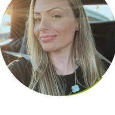 Maryann Hawk's Instagram, Twitter & Facebook