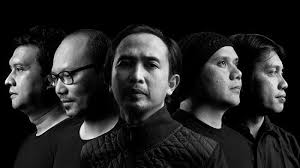 Mikha tambayong temukan jawabannya chord intro e g#m a c b 2x e g#m mengenalmu sekian lama c b e ku merasakan yang beda e g#m gerak gerik yang tak biasa c b e mencuri perhatian c#m g#m ku yakin kamu kenal aku a b e tak kan semudah itu g# c#m g#m kuharap kau mengerti aku d b kini ku beri tahu chorus e g#m satu dua dan tiga yang kusuka a c b. Chord Lagu Terbakar Cemburu Padi Tak Bisa Ku Padamkan Amarah Di Hatiku Sakit Menahan Sakit Hati Tribun Manado
