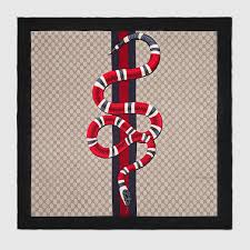 Gucci fashion wallpaper lockscreen fashion wallpaper apple. 96 Gucci Snake Wallpaper On Wallpapersafari