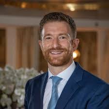 Scott Berger's Instagram, Twitter & Facebook