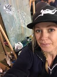 Donna Buller's Instagram, Twitter & Facebook