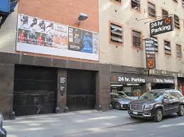 The cheapest parking in new york city is outside the city in the suburbs near train stations to nyc. Lee Associates Brokers 32m Sale Of Parking Garage In Manhattan Rebusinessonline