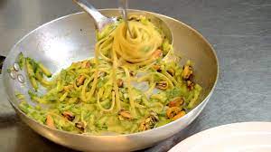 Check spelling or type a new query. Spaghetti Zucchine E Cozze Youtube