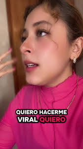 Jennifer Cuadra's Instagram, Twitter & Facebook