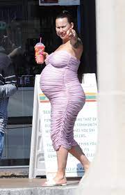 Selena loca pregnant