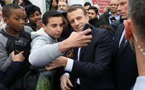 Sa maison, son seul bien, est encore à crédit. A Lire Absolument Le Piege Africain De Macron Par Antoine Glaser Et Pascal Airault Mondafrique